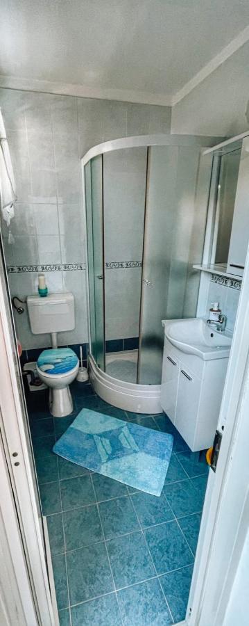 Guesthouse Porto Cres Buitenkant foto