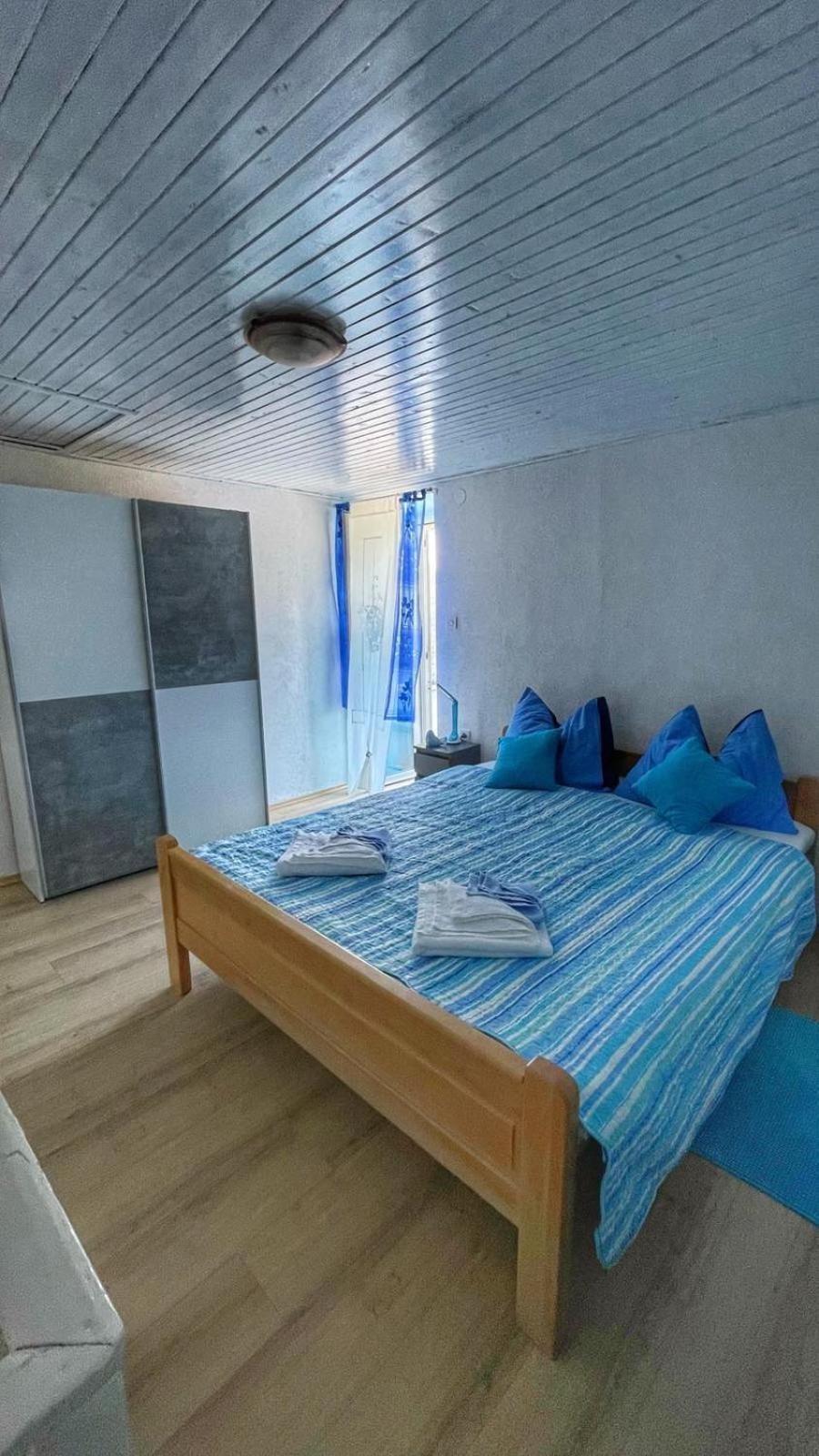 Guesthouse Porto Cres Buitenkant foto