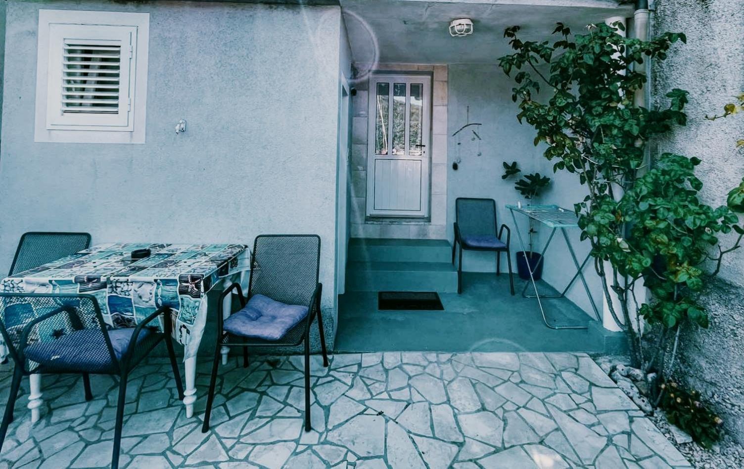 Guesthouse Porto Cres Buitenkant foto